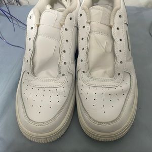 Nike youth size 6.5 All White